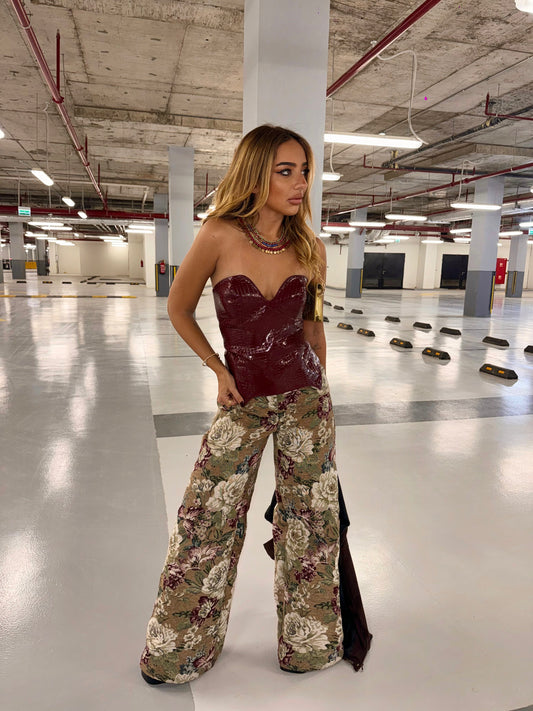 The vintage flowery gobelin pants