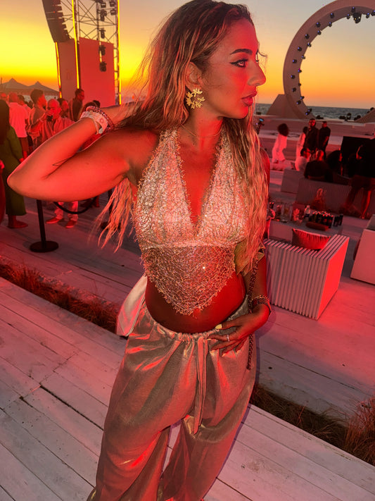 The mesh bling golden top